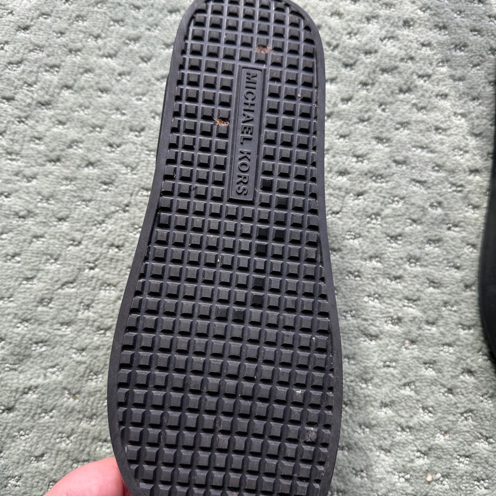 Michael Kors Black Flip Flops with Gold Emblem 11 - Picture 6 of 7